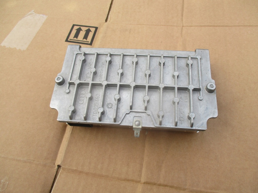 фото №1, Модуль усилитель динамиков 8t0035462 audi a4 b8