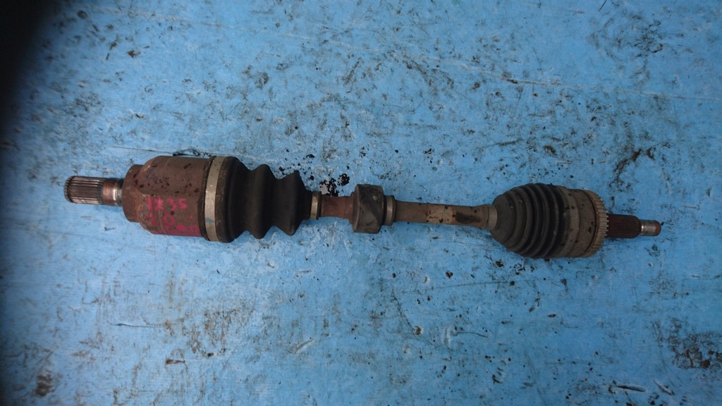 фото №1, Hyundai ix35 2.0 crdi 185ps 4x4 привідний вал ліва короткий шарнір