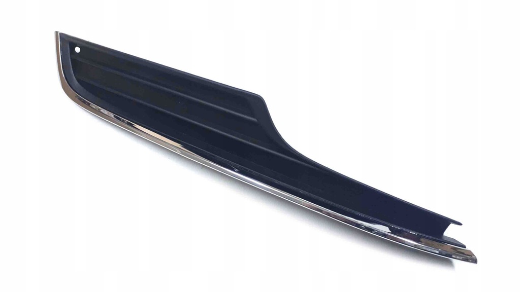 фото №1, Рамка решётка заглушка бампера vw golf vii p 13-