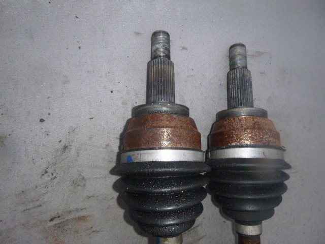 фото №4, Приводной вал левая 1.5dci renault scenic iv 4 391012329r перед передняя