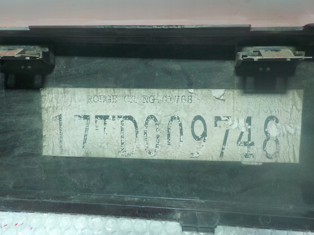 фото №4, Renault magnum 440 dxi ветровик правая защита облицовка