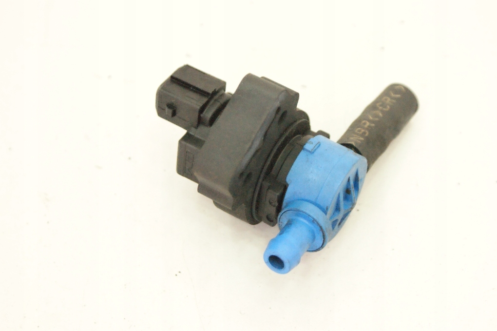 фото №2, Клапан топлива 0004703693 mercedes sl r230