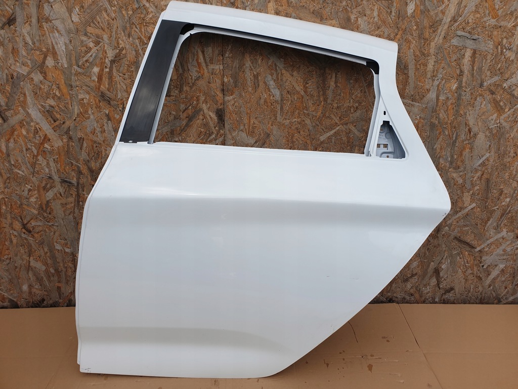 фото №1, Renault zoe дверь левая задние