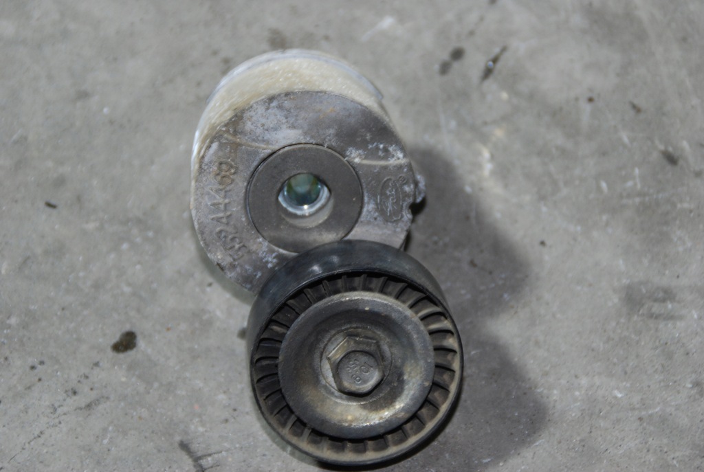 фото №1, Fiat doblo ii combo 1.3 jtd ролик натяжитель 10-