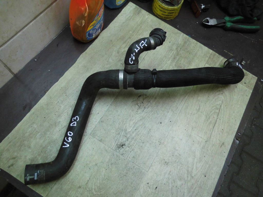 фото №1, Volvo v60 s60 ii xc60 v40 d3 - шланг труба воды