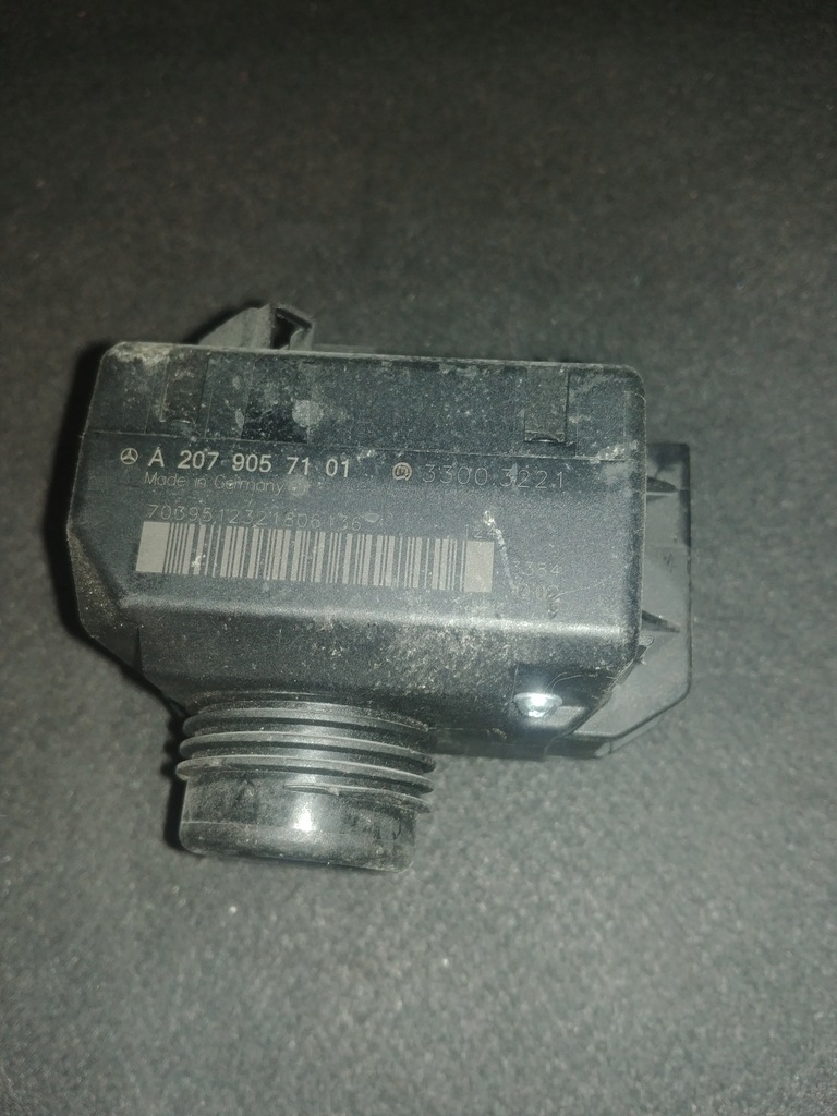 фото №1, Mercedes замок запалювання ключ a2079057101