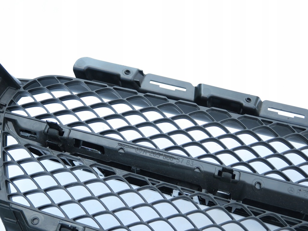 фото №15, Решітка радіатора решітка радіатора czarna piano хром cała niepołamana mercedes c w205