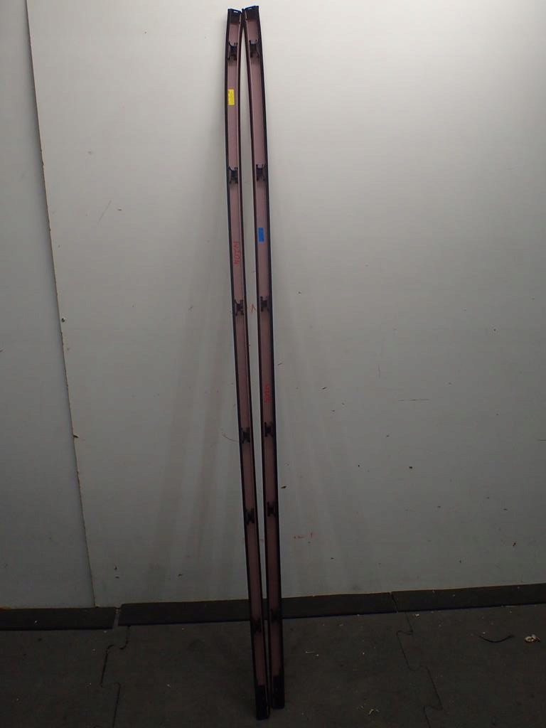 фото №1, Молдинг дахова права mercedes glk w204