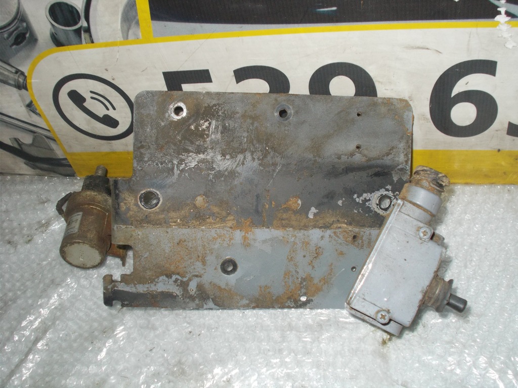 фото №1, Основание аккумуляторов mercedes atego 04-10r