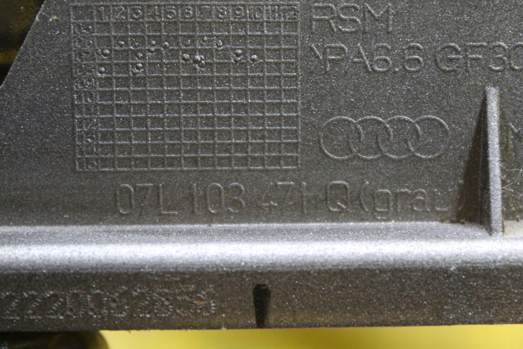 фото №6, Кришка клапанів a8 s8 d3 5.2 fsi bsm 07l103471q