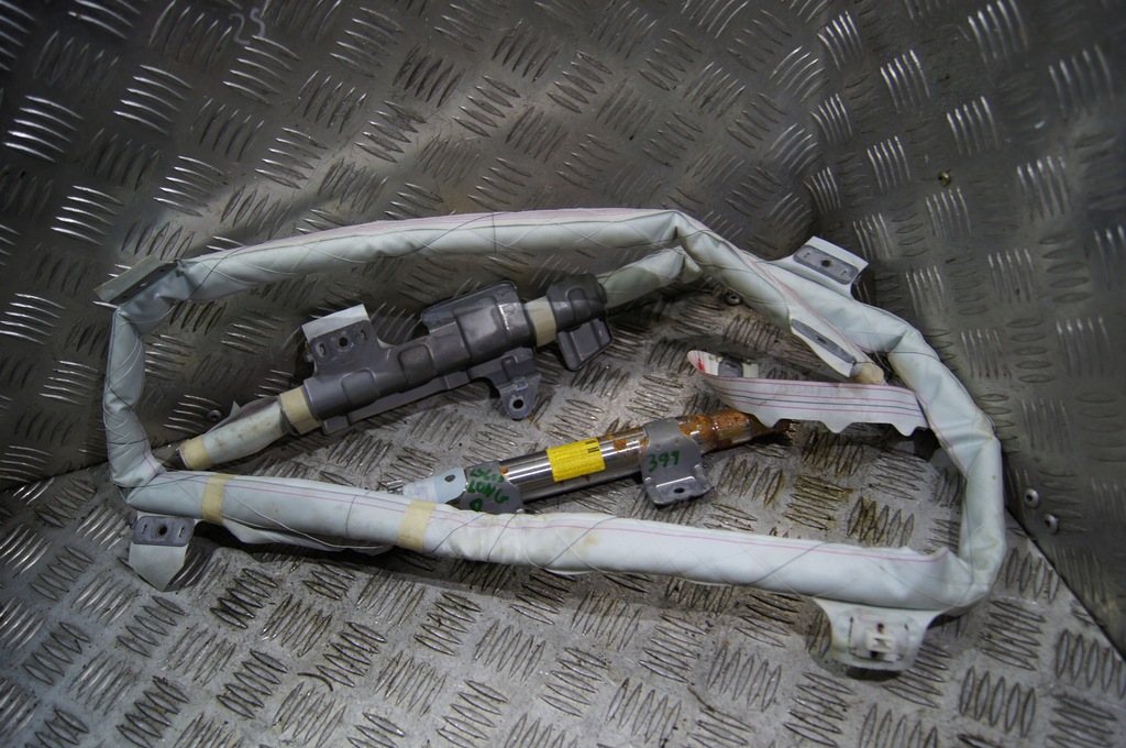 фото №1, Шторка безопасности правая lexus ls600 long