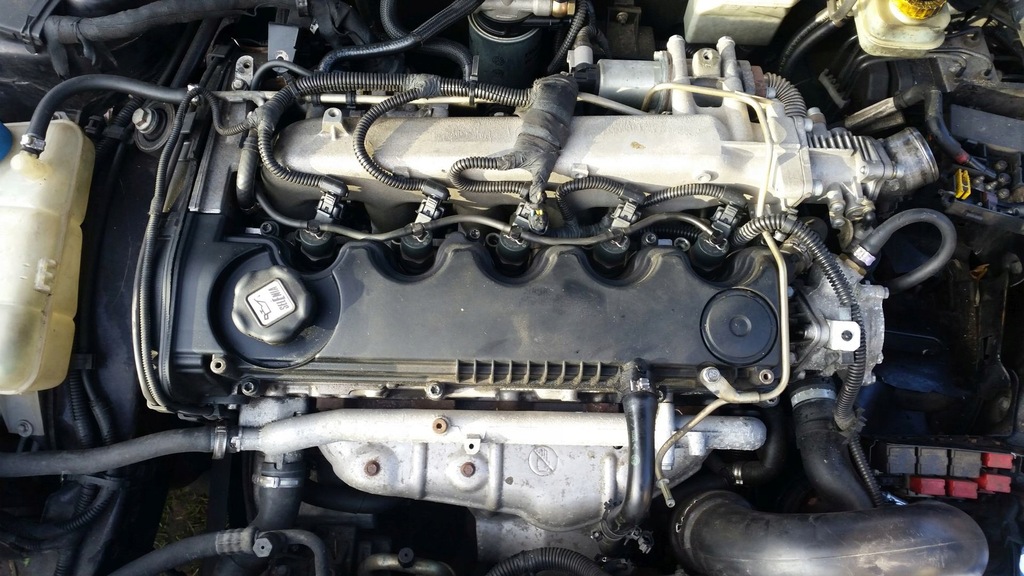 фото №1, Двигатель поддон насос alfa romeo 156 166 2.4 jtd