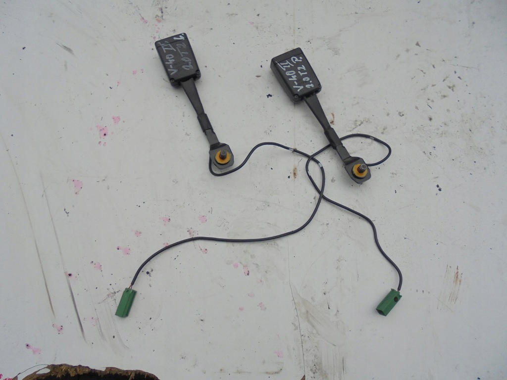 фото №1, Пряжка поперечина левый перед volvo v40 ii