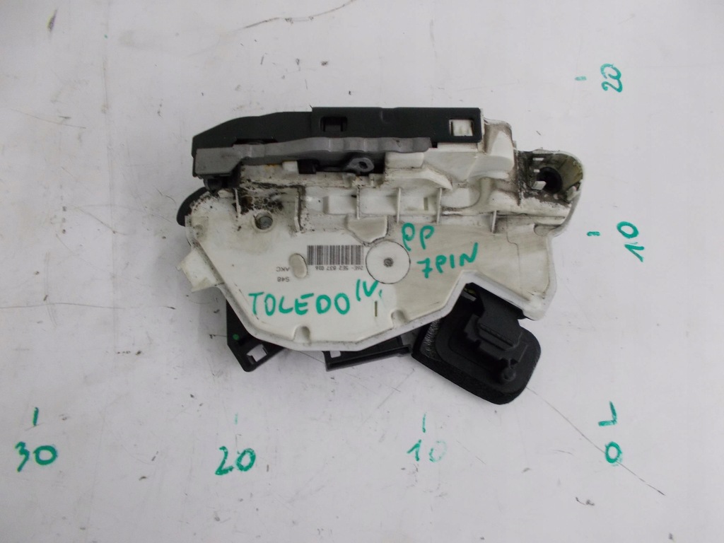 фото №1, Замок дверь правый перед 7pin seat toledo iv 12-18