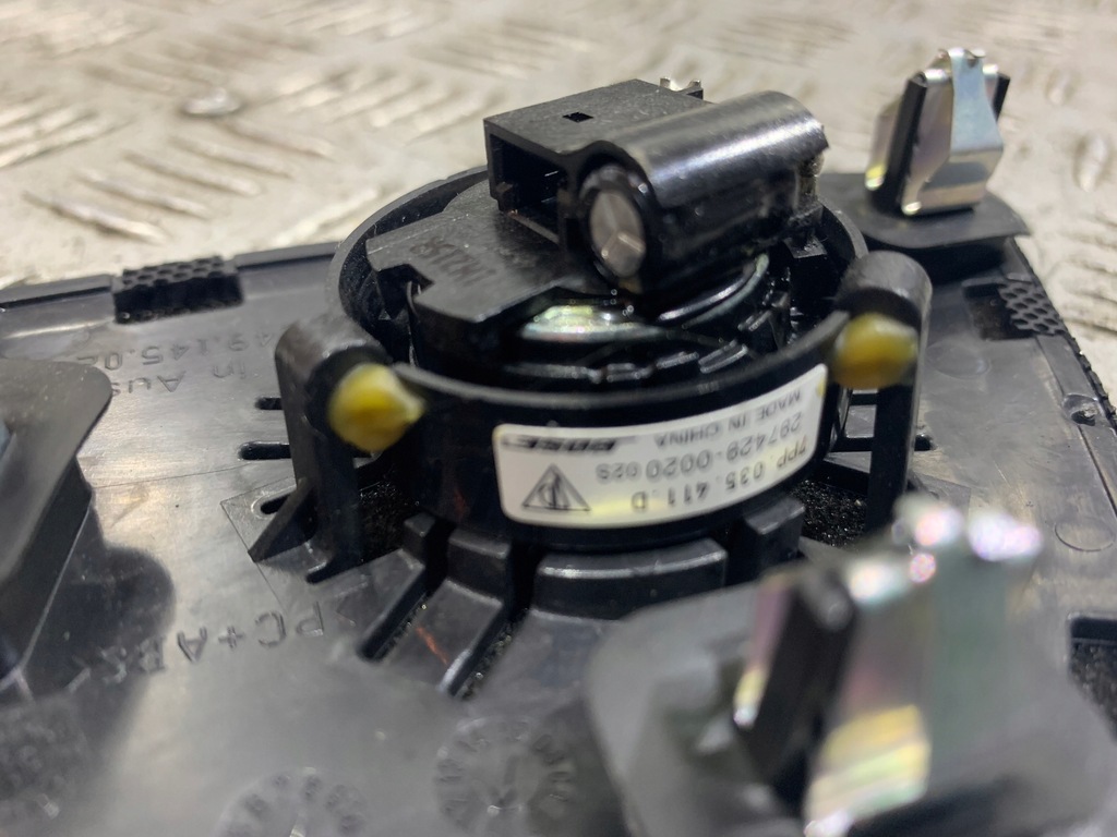 фото №3, Porsche panamera 970 защита динамика bose l+r