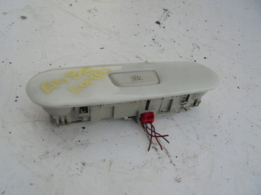 фото №1, Лампа освещение потолочный audi a4 b8 kombi