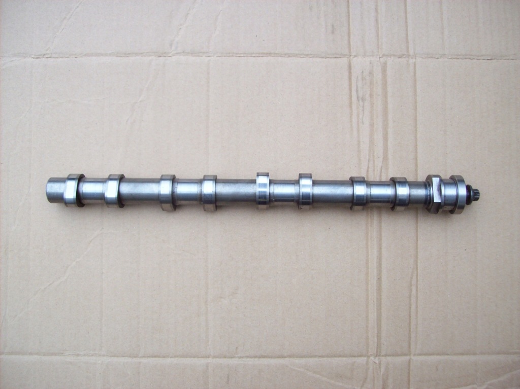 фото №1, Mercedes w176 вал распределительного вала a6510500401 180cdi