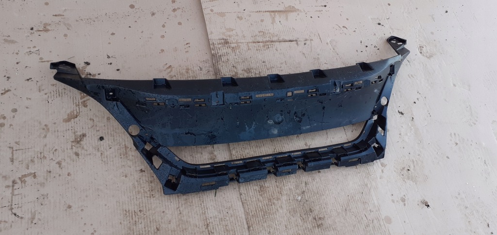 фото №1, Peugeot оригинальный номер 9815317777 решётка радиатора усилитель решётка радиатора