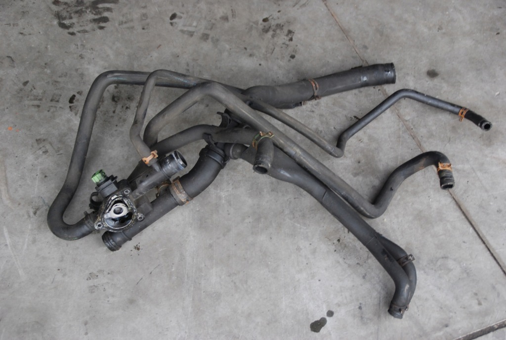 фото №3, Master ii корпус термостата дроти 2.5 dci