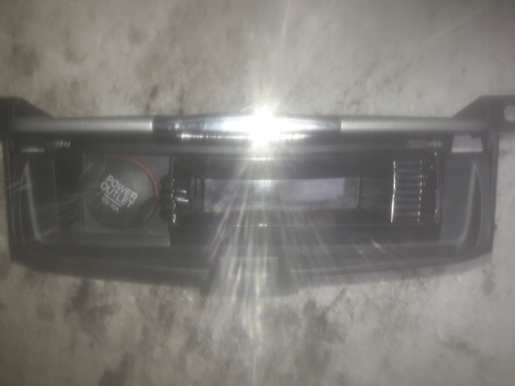 фото №1, Пепельница бардачок mk4