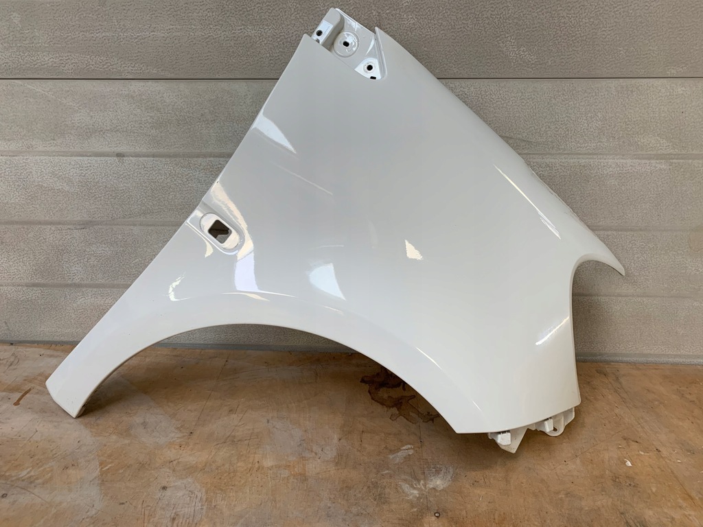 фото №1, Smart a453 fortwo правый передний крыло