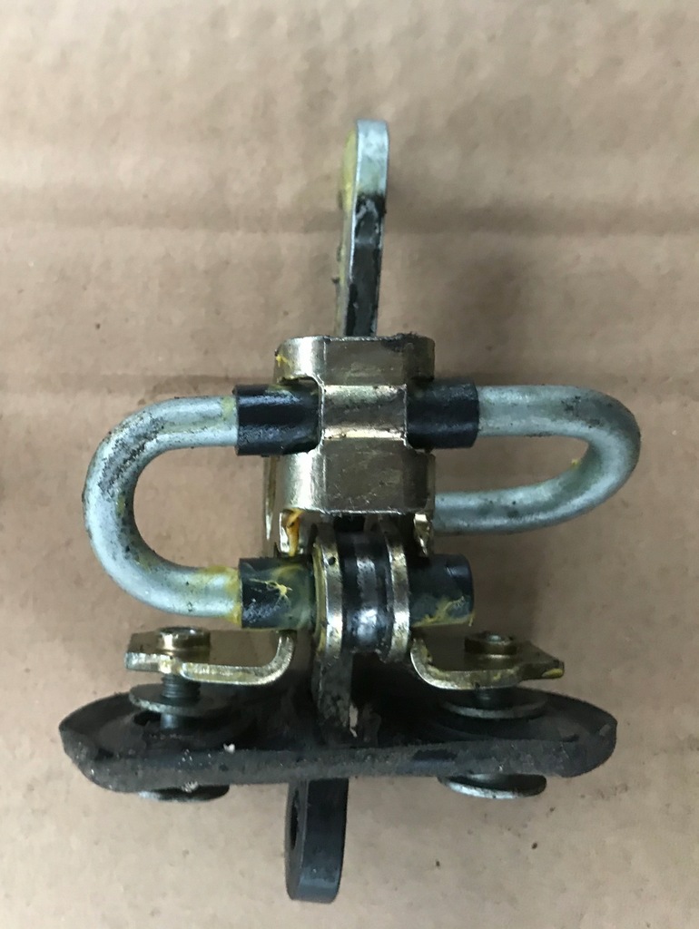 фото №1, Засувка обмежувач albea strada palio siena