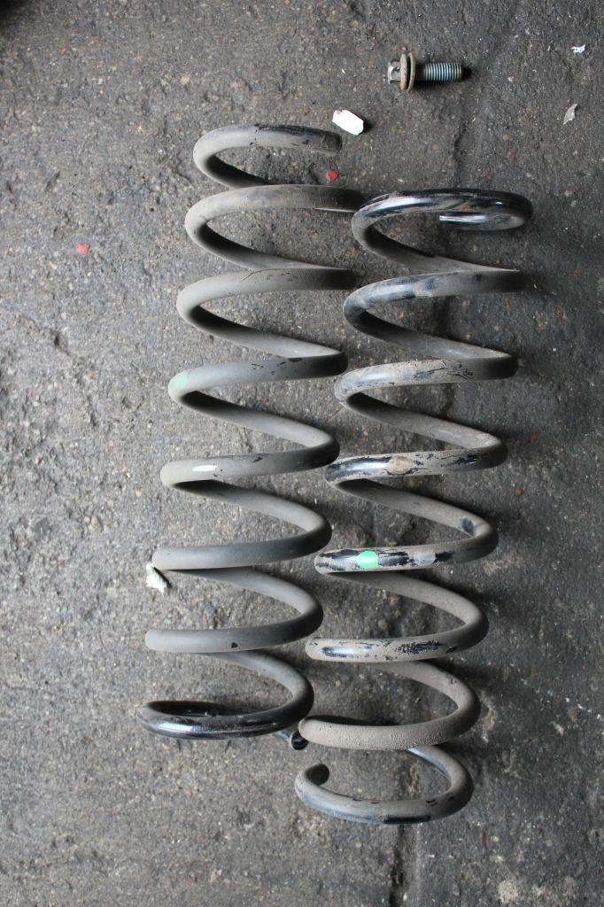 фото №1, Ford kuga mk2 lift пружина пружини задні 1.5eb