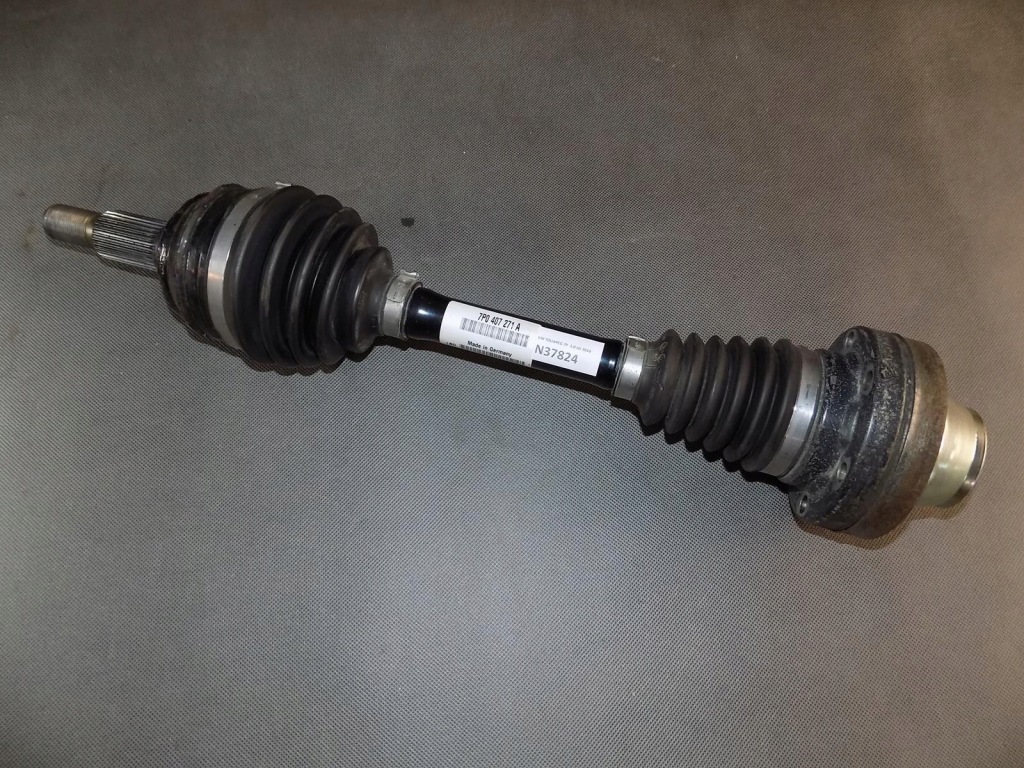 фото №1, Vw touareg 7p приводной вал правая перед 7p0407271a