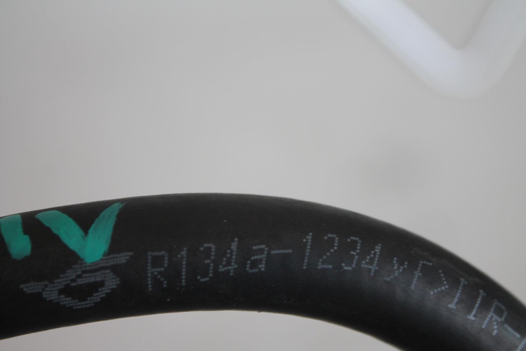 фото №3, Шланг трубка кондиционера кондиционер megane iv