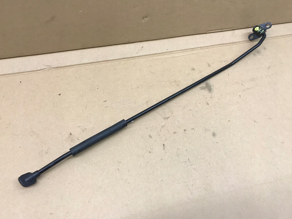 фото №1, Hyundai i30 iii fastback дріт підпора кронштейн капот