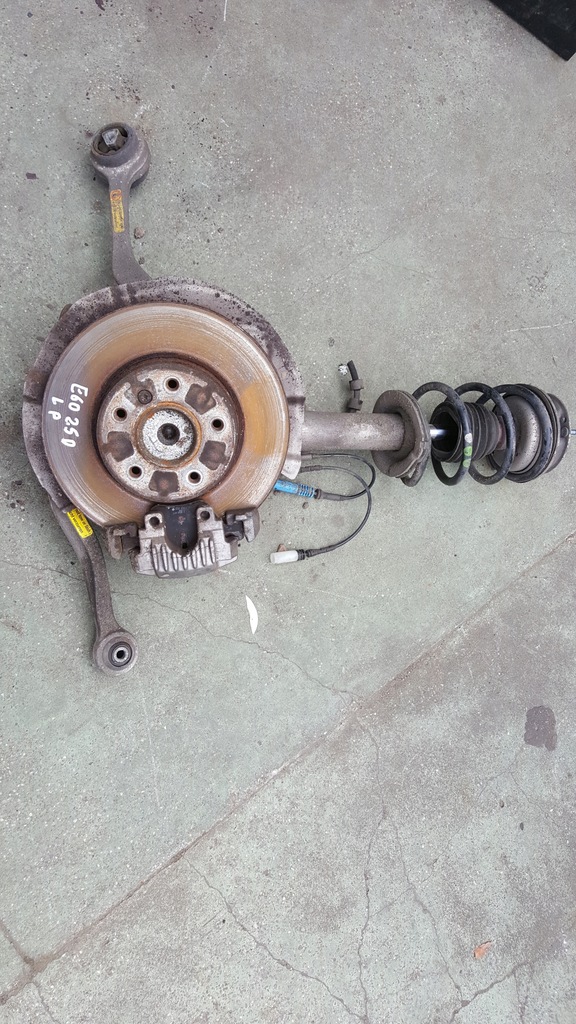 фото №1, Bmw e60 поворотный кулак амортизатор левый перед