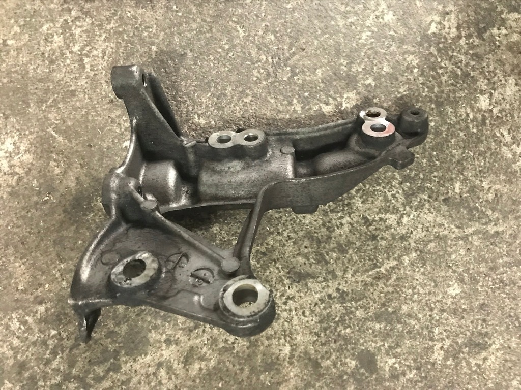 фото №4, Кронштейн генератора ford focus mk3 1,6tdci 2013