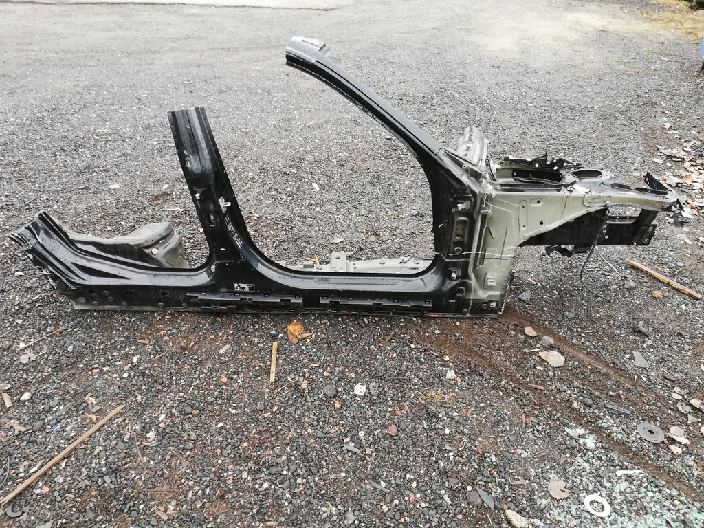 фото №1, Bmw 3 f30 f31 правый bok порог четверть кузов