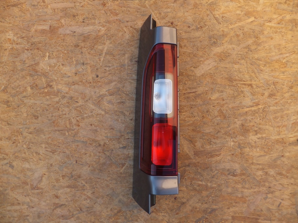 фото №1, Задня ліва лампа renault trafic iii opel vivaro