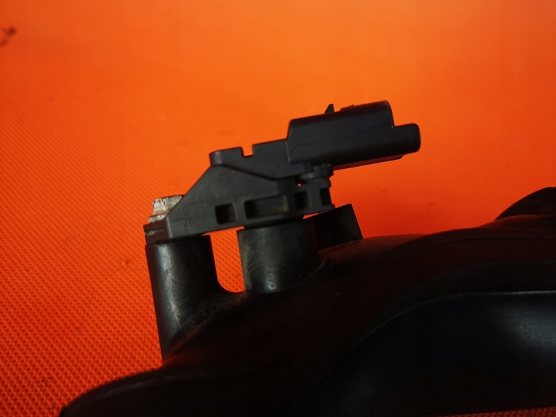 фото №12, Volvo v40 d2 1.6 труба шланг турбіни датчик