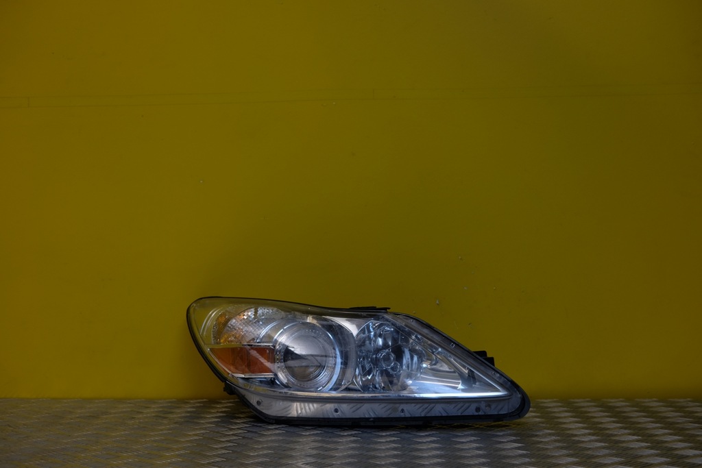 фото №1, Hyundai genesis sedan 2008- фара лампа перед