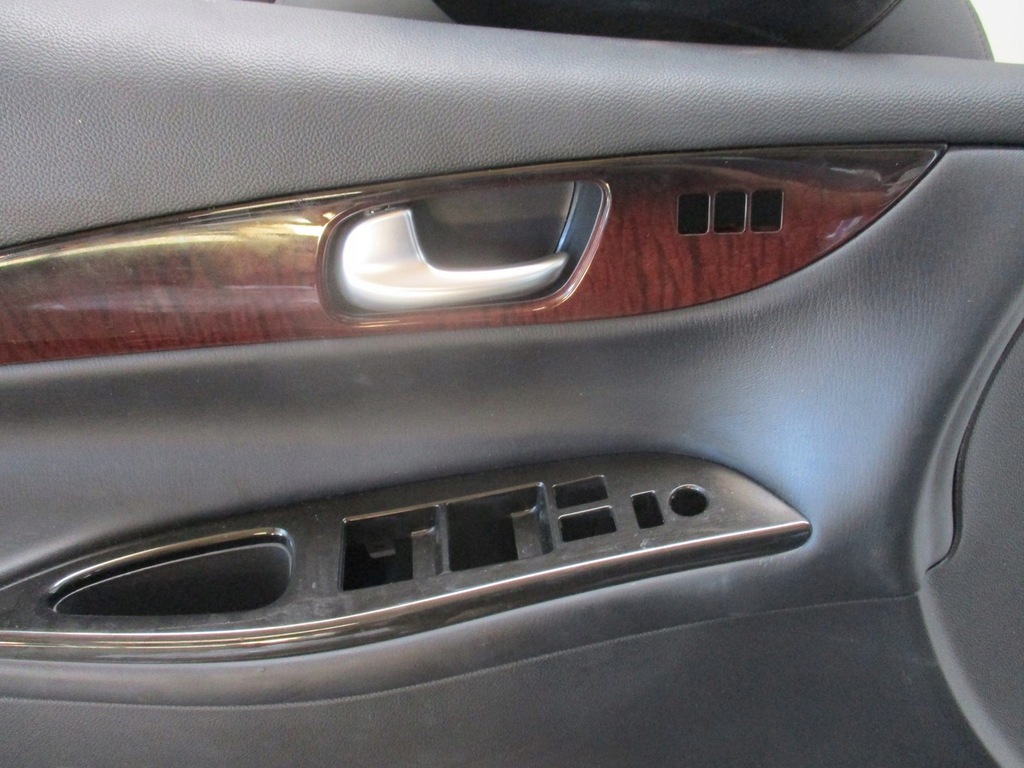 фото №5, Обивка сиденья кожа infiniti qx50 qx 50 czarna