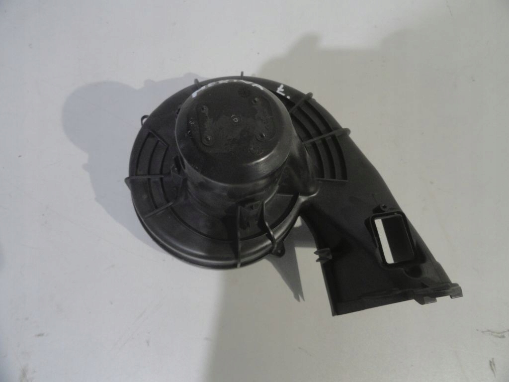 фото №1, Opel meriva a воздуходувка вентилятор обдув