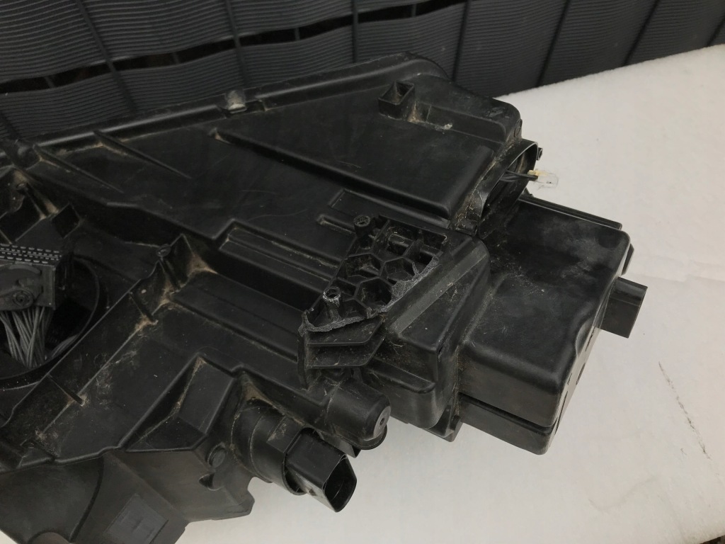 Skoda octavia 3 левая фара перед full led рестайлинг  17- Недорого