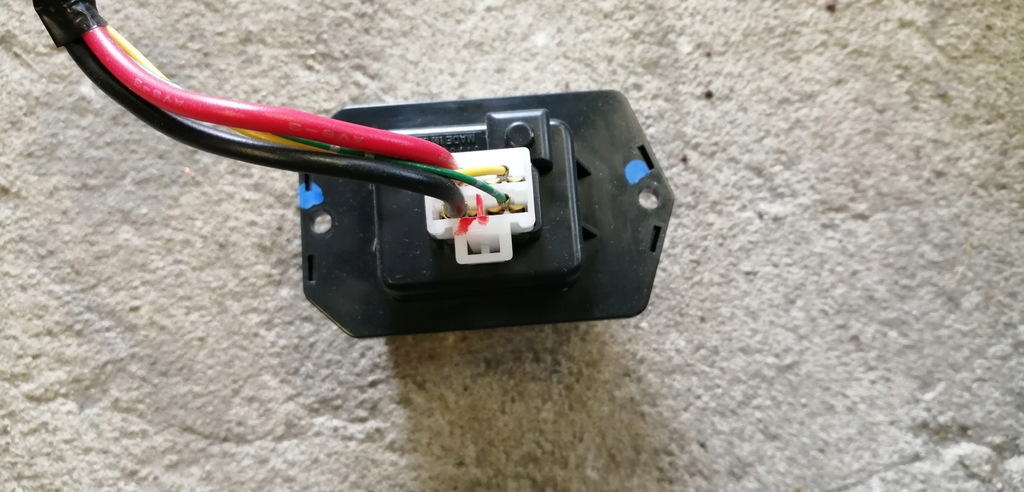 фото №1, Mitsubishi space star ii резистор резистор 077800-0970