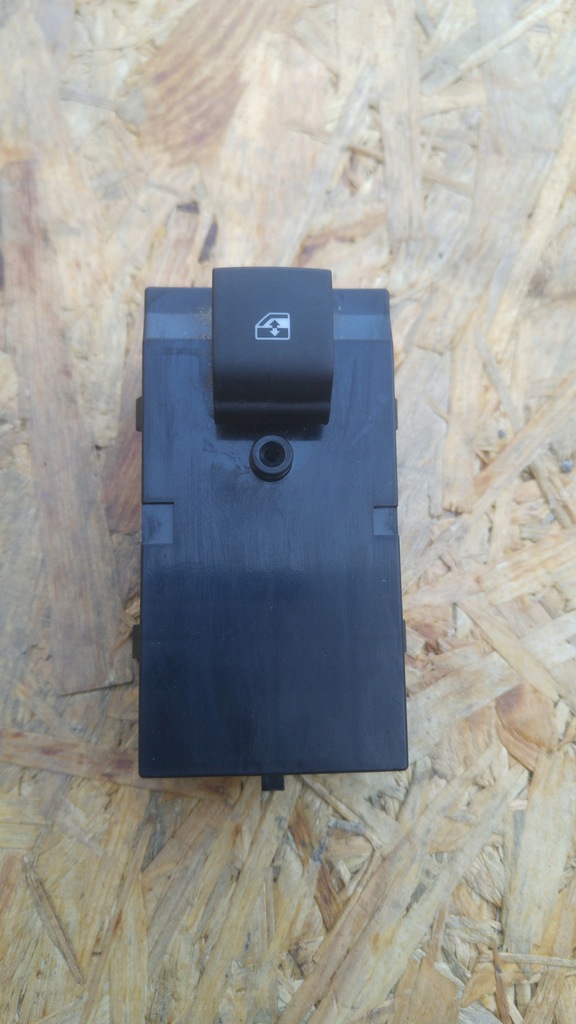 фото №1, Перемикач вікон перед 13408448 opel astra k v