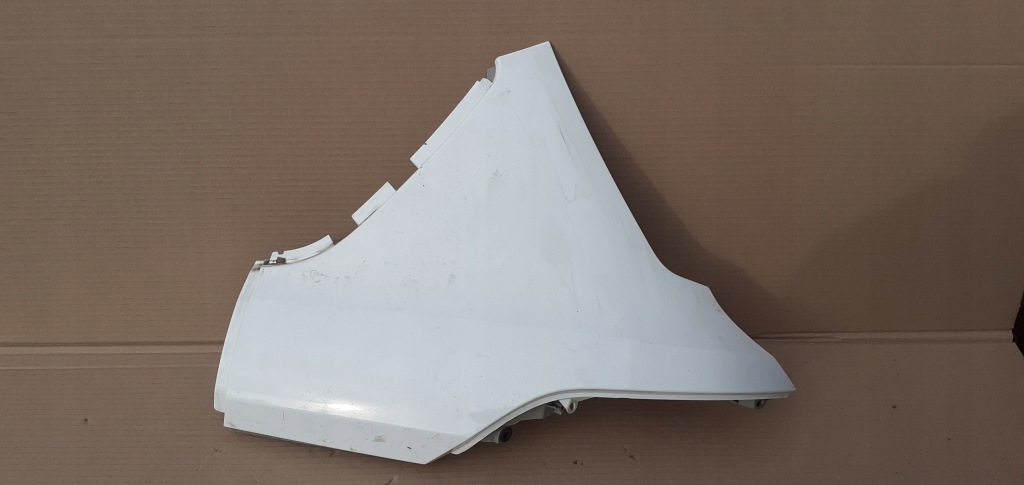 фото №1, Накладка молдинг na крыло задний ford b-max av11