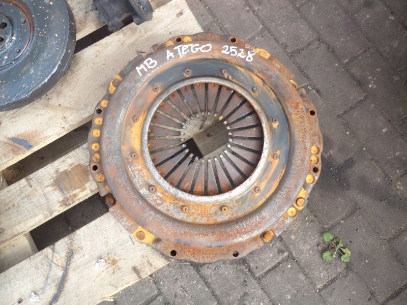 фото №1, Прижим сцепления mercedes atego 2528 om906