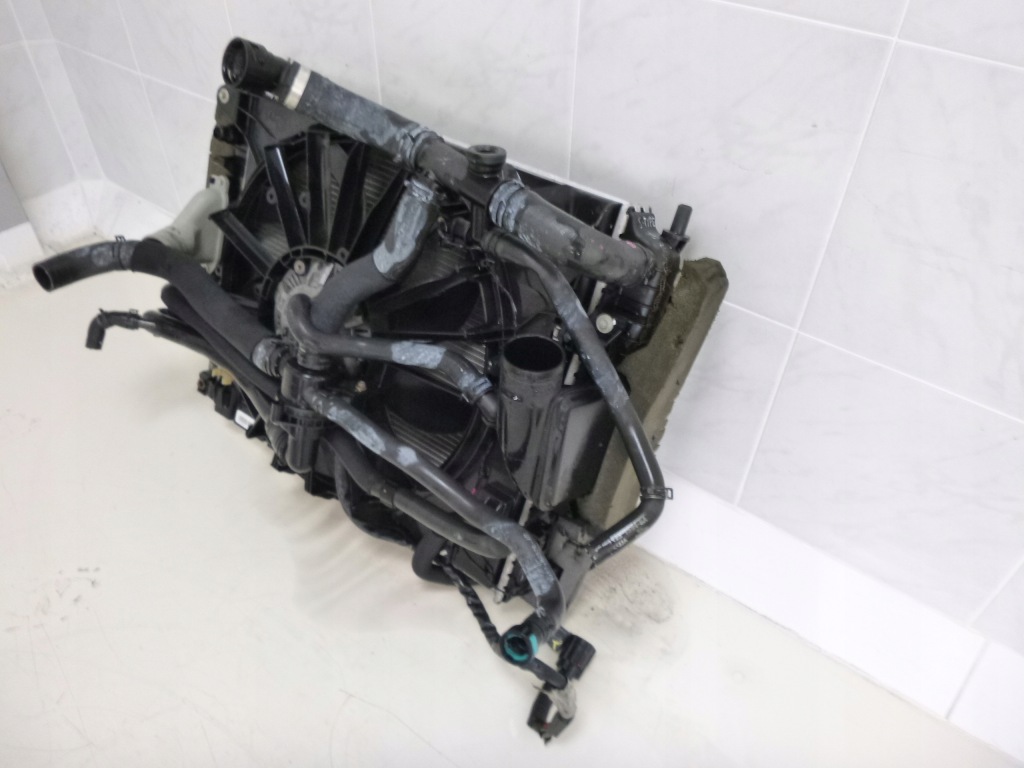 Jaguar xf x250 радіатор вентилятор вентилятор ic kli 3.0 d комплект Зі Шроту