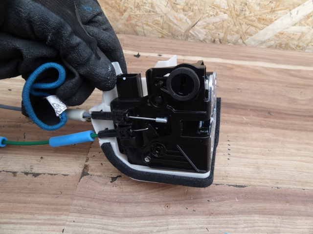 фото №4, Kia picanto iii 2018 замок скло лівий задня europa