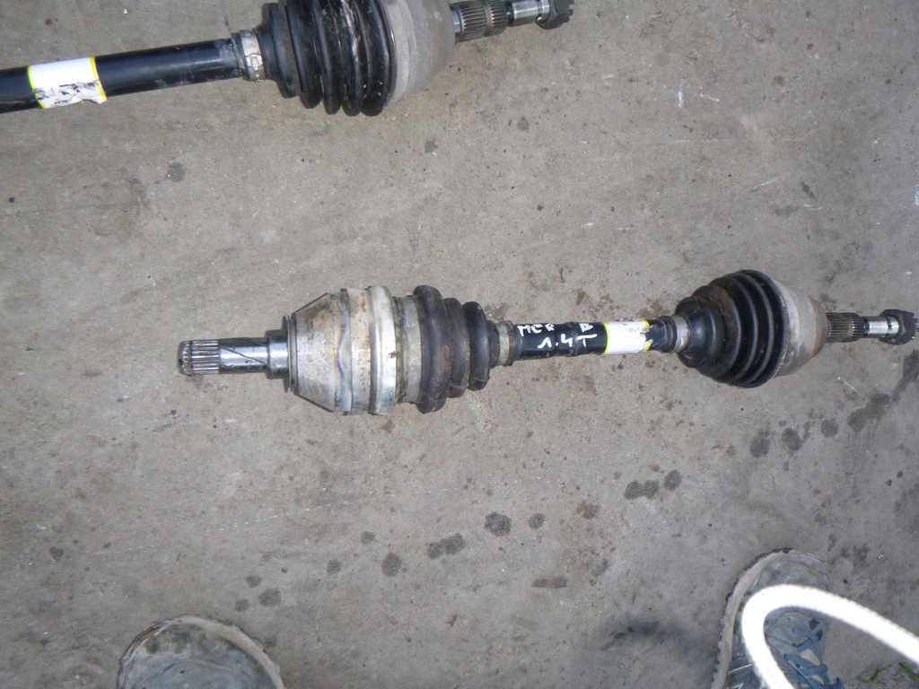 фото №1, Приводной вал левая opel meriva b 1.4 turbo b