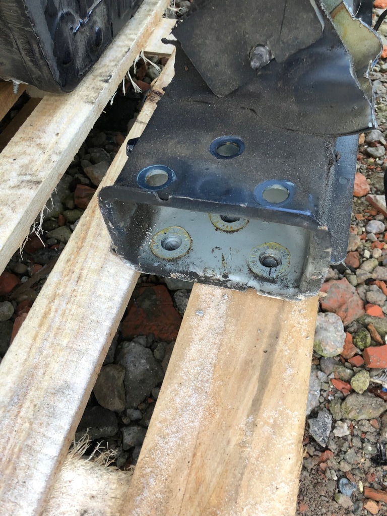 фото №8, Лонжерон права bmw f13