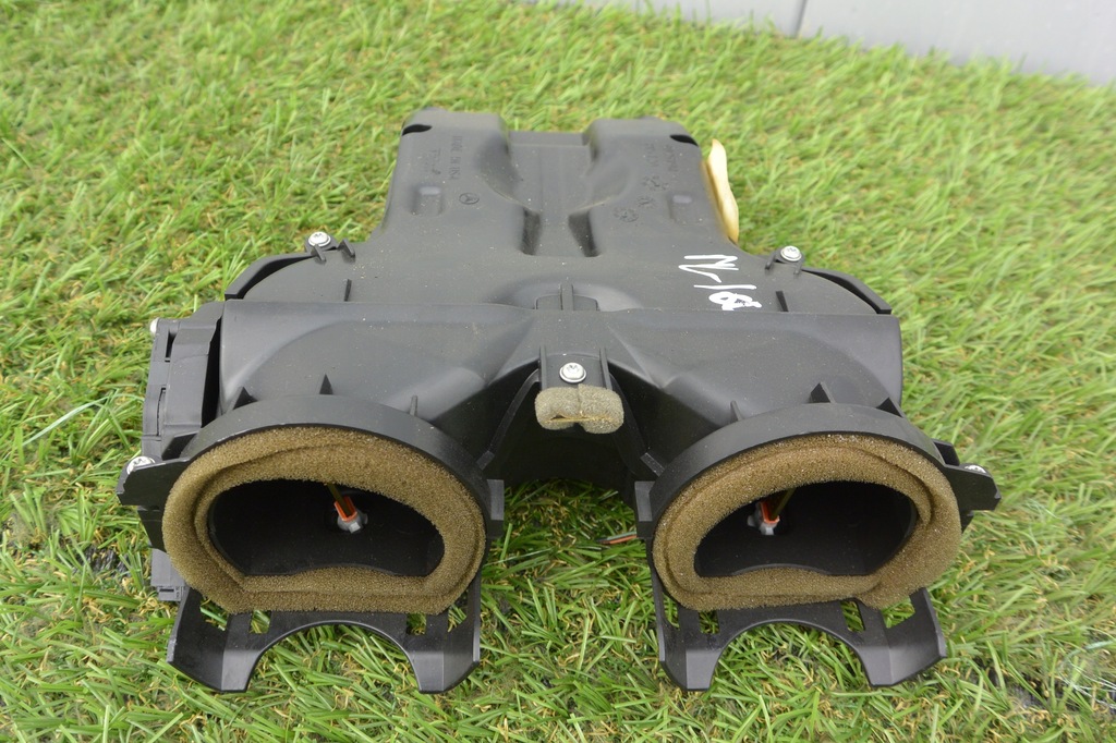 фото №1, Впуск воздуха перед mercedes gl x164 ml w164