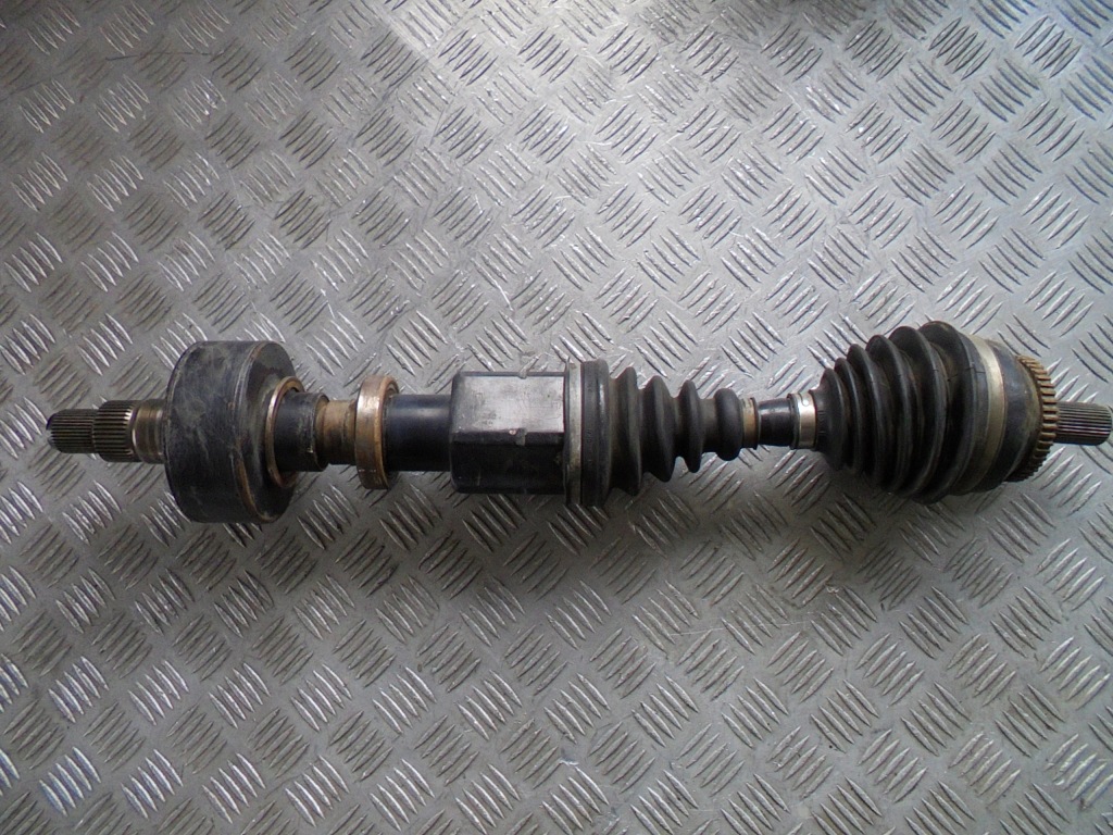 фото №1, Приводной вал правая длинная p9181544 volvo s80 i 98-06 2.8