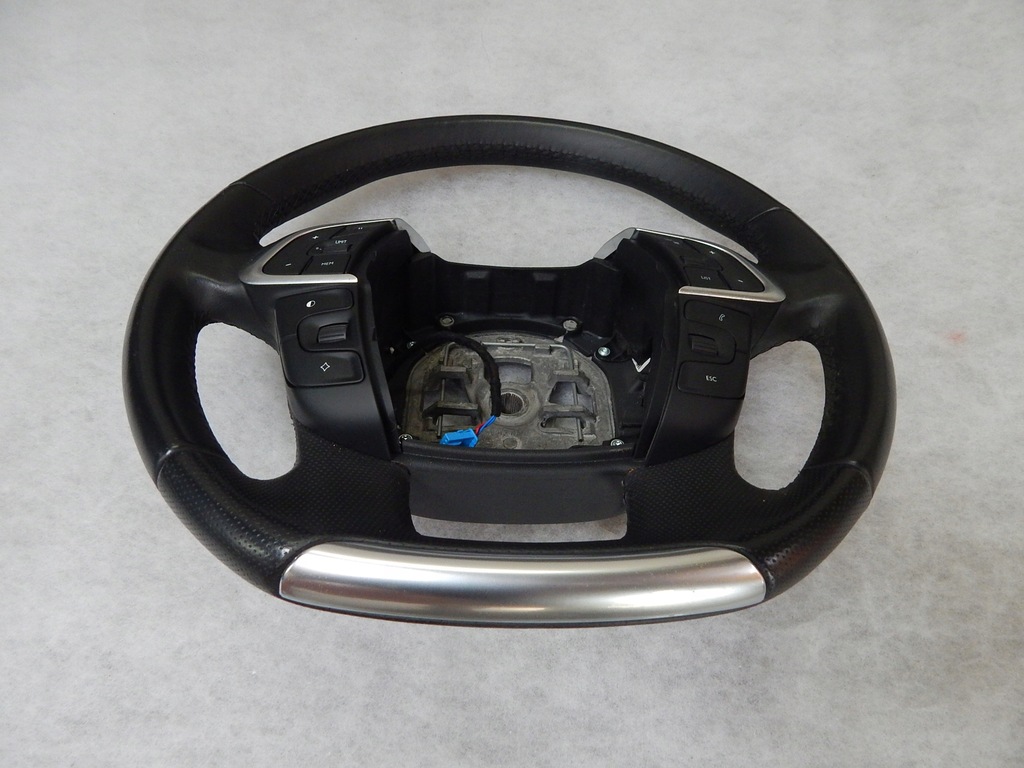 фото №7, Citroen c4 ds4 - воздуховод кожа multi oryg